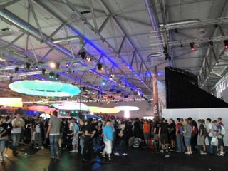 Illustration for article titled Gallery: The Wonders of Gamescom's Hall 6